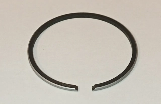 Pístní kroužek 1,5 mm boční zámek chrom - 40mm